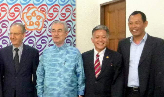 With former Prime Minister of Malaysia Badawi KL 2013