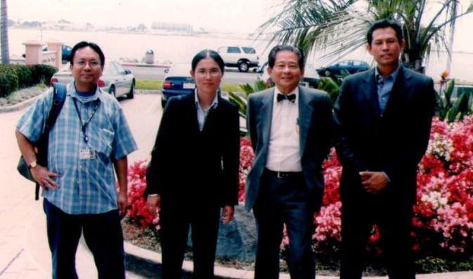 Zarni at the Asian American Journalists conference San Diego 2004